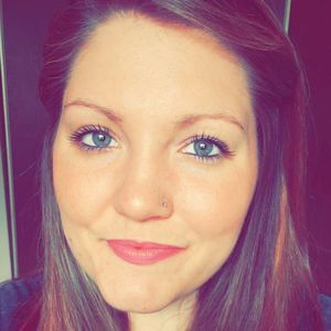 Meet your Posher, Emanda